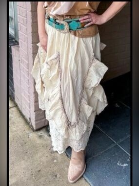 Women’s Cream Ruffled Eyelet Midi Skirt